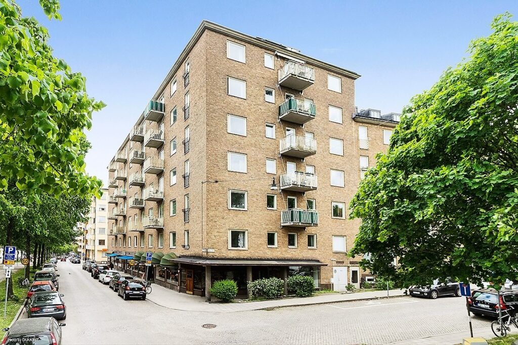 Trapphusrenovering bostadshus. Nacka Saltsjö Boo