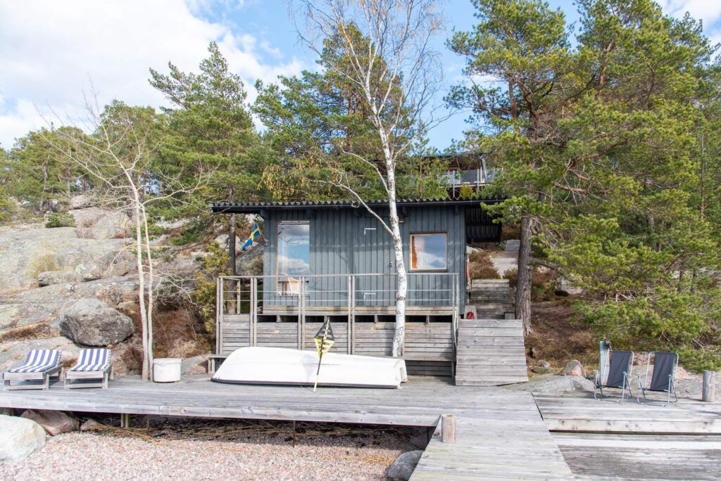 Fasadrenovering sommarstuga. Nacka Jarlaberg