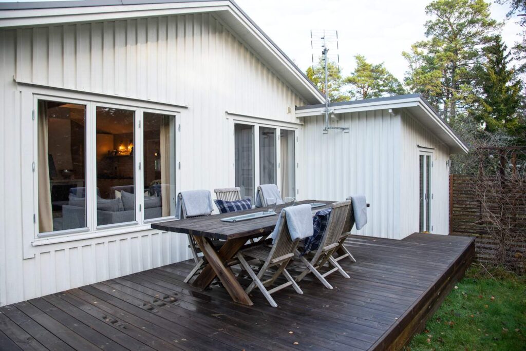 FASADRENOVERING AV VILLA I DANDERYD ÖSBY